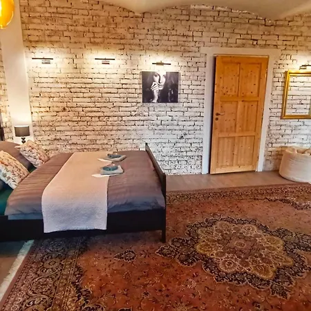 アパート Salon Therese *